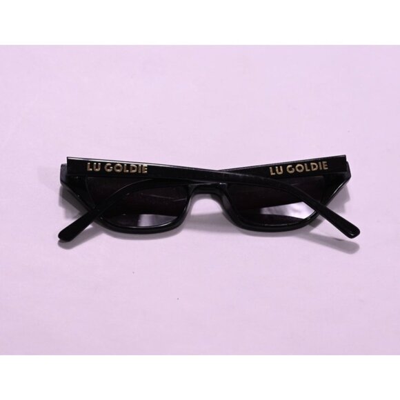 Lu Goldie Margaux Sunglasses in Black main image 4